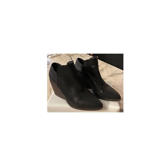 Lucky Brand Saucie Women's Comfort Insole Pointed Toe Ankle Boots-Size 7 - Picture 10 of 10